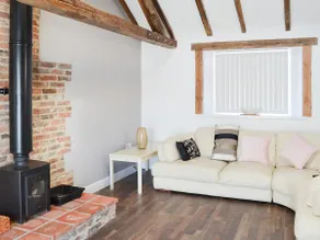 Christine Cottage - Image 2