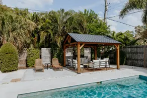 LUXE home 6mi to Siesta w/ incredible pool area! - Image 2