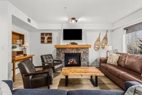 Hidden Gem 3BR Suite w/King Beds-BBQ-Hot Tub-Pets - Image 4
