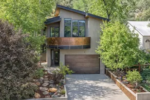 Non-Toxic, 3 King Beds, Chef's Kitchen, Walkable - Image 2