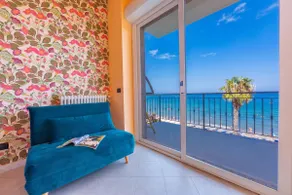 Laigueglia Beach - by Happy Rentals - Image 2