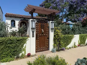 Private Patio Garden Suite in North Park on Canyon - Image 2
