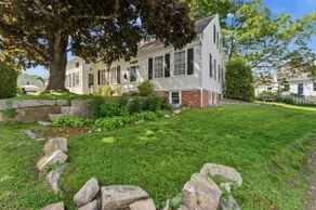 Historic Waterfront Home and Cottage - Image 3