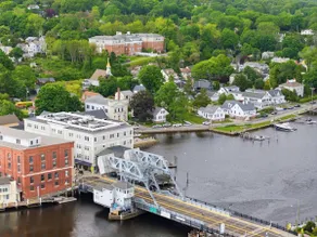 The Captain’s House | Mystic River Views - Image 5