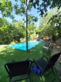 Rural getaway with pool and views - Image 5