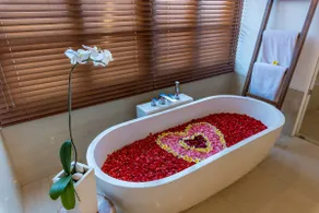 Villa Rusa Biru - Stylish & Modern with Cook, Canggu - Image 3