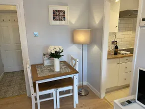 Cheshire Garden Apartment-Parking/Nr MAN Airport - Image 2
