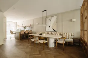 Spacious design house near museum district - Image 2