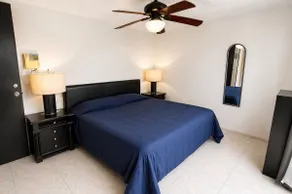 Oceanfront getaway, pool and beach, Boca del Río - Image 2