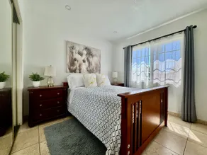 Serene Home near Disney & DTLA, Free Parking - Image 2