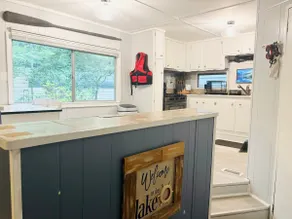 Family Friendly Lake Front Property - Image 2
