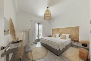 VILLA MAKRILIS  WITH PRIVATE JACUZZI - Image 3