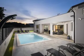 Villa Speranza with Illuminated Pool - Image 2