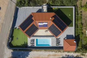 Villa Speranza with Illuminated Pool - Image 3