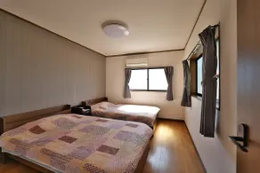 Guest House TIHARU 6bedrooms12people max and Straight to USJ and Near the hot spring - Image 5