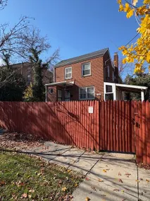 DC 2BR Sleeps 6 | Free Parking + Easy Access to DT - Image 4
