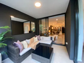 Luxe Retreat - Train/Shops/Parks + Free Parking - Image 4