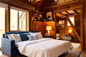 Charming Cabin Retreat-5 Minutes from Town-Dogs OK! - Image 4