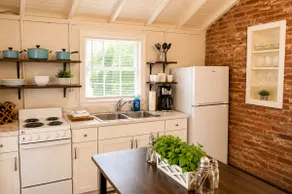 Dixon Cottage - Cozy Cottage in Midtown Columbus - Image 3