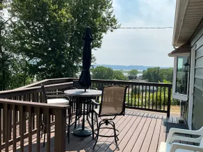 Riverview Getaways (only 13 miles to La Crosse WI or Iowa border) - Image 2