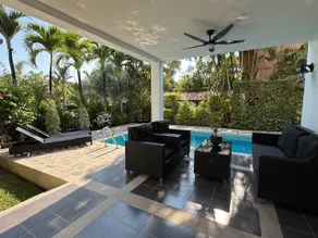 Beachfront living in a villa with a private pool ! - Image 3