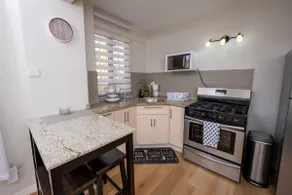 Cozy Idyllic Studio - ★Near to the US Embassy★A/C★ - Image 2