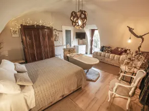 Alps & Langhe cabin: private warm tub & firepit - Image 4