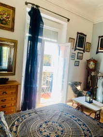 Classic Old Town Apartment - Image 5