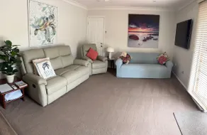 Self contained flat at rear of Lake side residence - Image 2