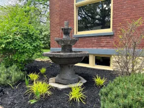 Swing Garden Retreat w/ Fire Pit & Pergola - Image 5