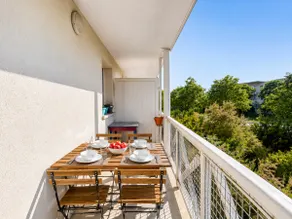 2-bedroom apartment close to the beach - Image 3