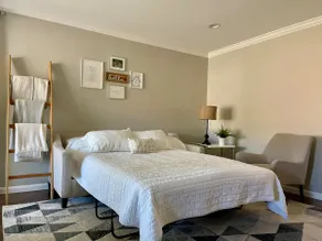 Modern & cozy Duplex. Newly remodeled - Image 5