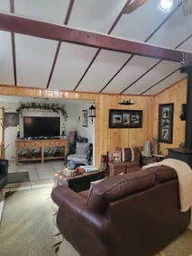 Lazy Bear Cabin - Image 2