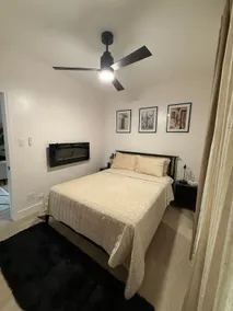 Bright 2 Bedroom in Brighton Park w/Parking! - Image 2