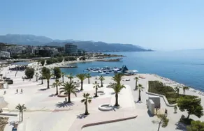 The Pleasurist- with PRIVATE heated POOL and TERRACE - Image 3