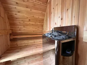 Sauna, Hiking, & Walk to Beach - Image 4