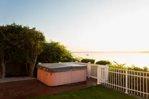 Ferienhaus am Wasser mit einem Dock - Image 5