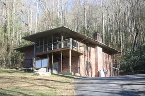 Pisgah Shadows Cottage - Hot Tub - Grill - Fireplace - WiFi - Pets OK - Image 5