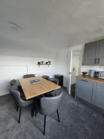 Bel appartement avec piscine privée près de Tenby (Wifi gratuit) - Image 5