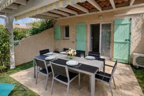 La Douce aux Volets Verts Beach 150 m away Pool - Image 5