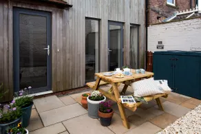 Riverside Lodge - Image 5