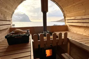 Holiday home with panoramic views of an endless sea. - Image 5