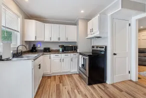 Quiet Charming Cape 3 bed/2bth - Image 2