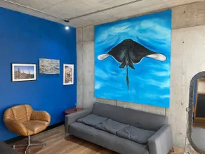 Beaut1ful Minimalistic flat full of light and art. - Image 3