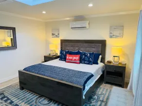 Close to SoFi | Near LAX & Beach | Full Guesthouse - Image 2