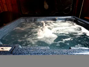Romantic hideaway with a private hot tub - Image 2