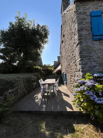 Fishermen's house, close to Port Racine - Image 4