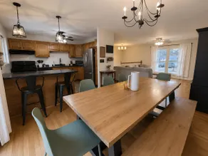 Spacious Home Away from Home - Image 2