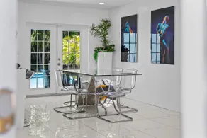 Luxury Vacation House in Miami’s Center! - Image 4