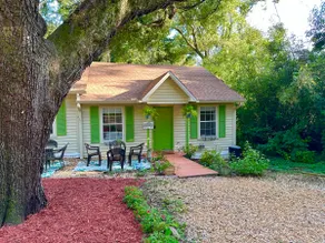 Live Oak Cottages III. InTown - Nature Retreat - Image 2